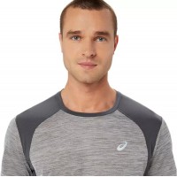 Camiseta Asics Road SS Top Gris  Oferta + Barato