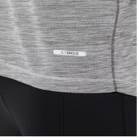 Camiseta Asics Road SS Top Gris  Oferta + Barato
